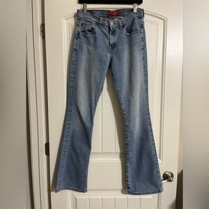 Levi’s Nouveau Boot Cut Stretch 515 Jeans Size 8